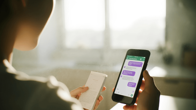 How to answer customer questions using AI on your packaging